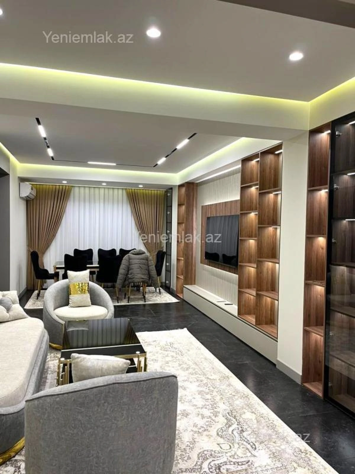 Satılır 4 otaqlı yeni tikili 185 m²