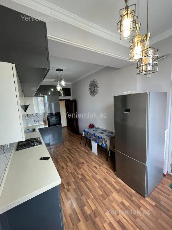 Satılır 3 otaqlı yeni tikili 84 m²