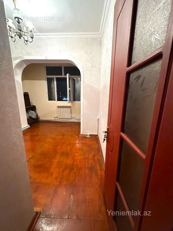 Satılır 3 otaqlı köhnə tikili 71 m²