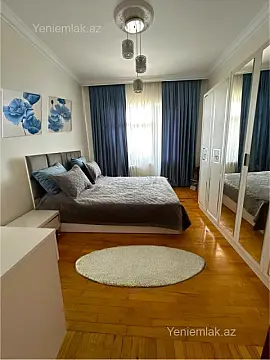 Satılır 3 otaqlı köhnə tikili 71 m²