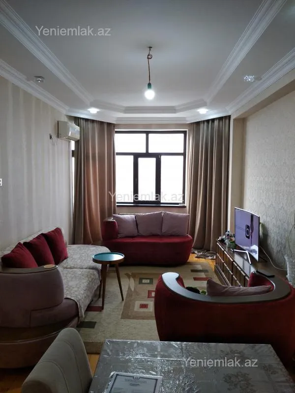 Satılır 3 otaqlı yeni tikili 80 m²