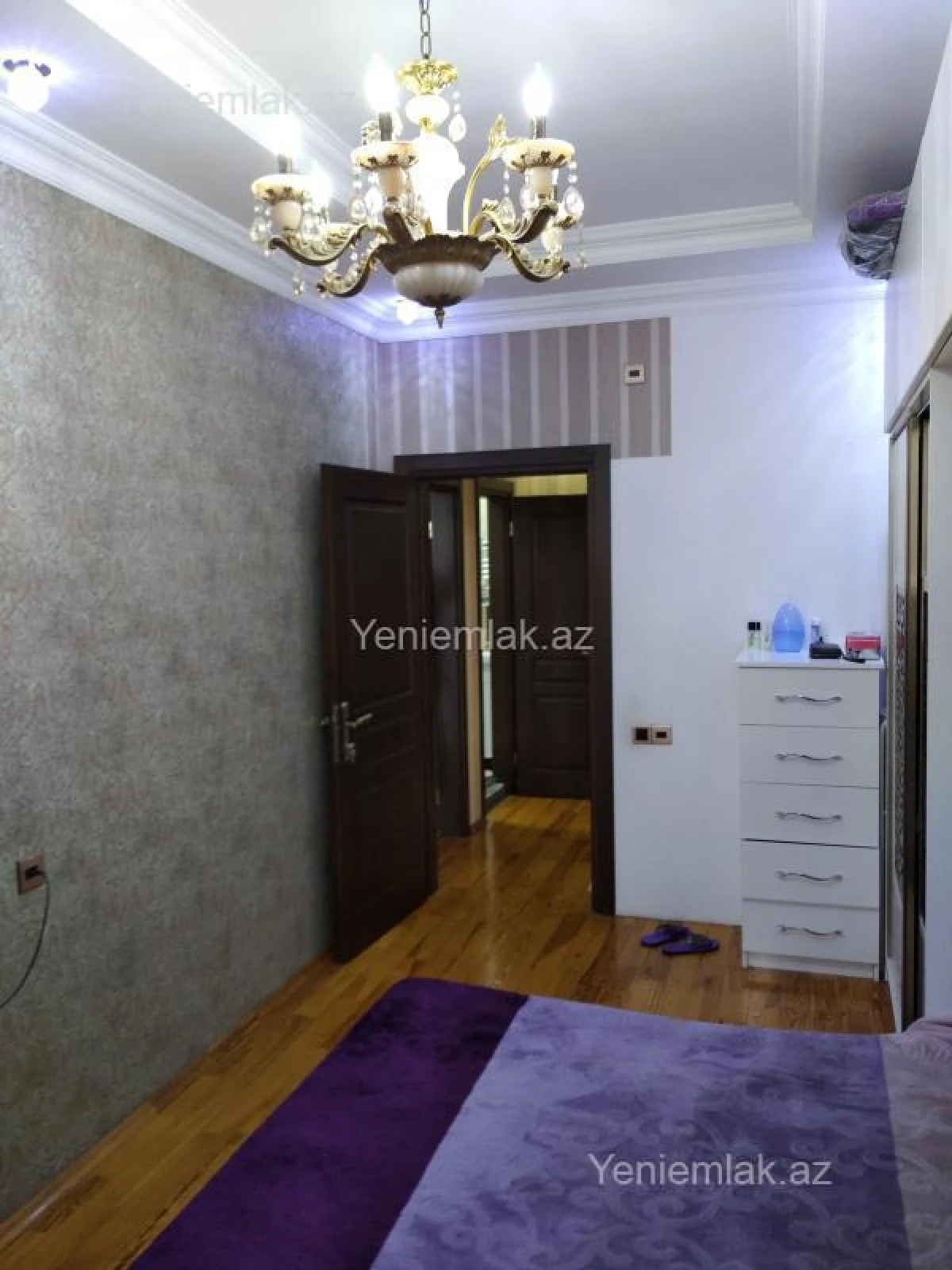 Satılır 3 otaqlı yeni tikili 80 m²