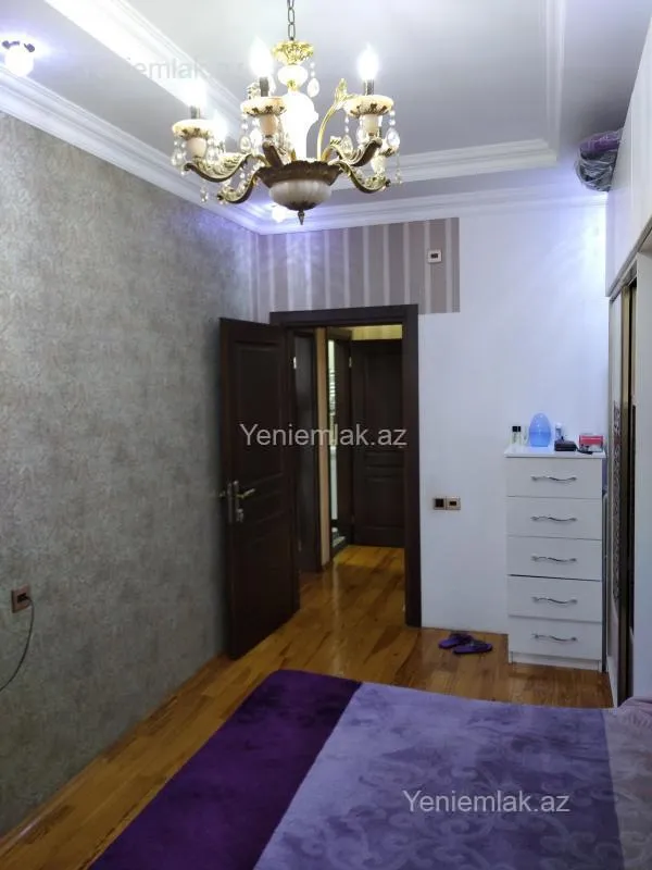 Satılır 3 otaqlı yeni tikili 80 m²