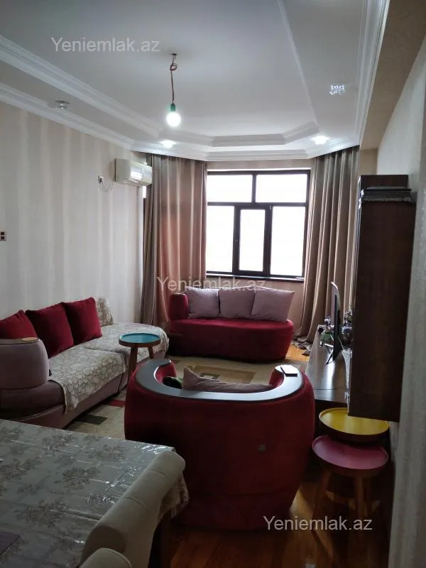 Satılır 3 otaqlı yeni tikili 80 m²