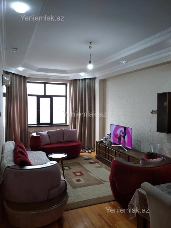 Satılır 3 otaqlı yeni tikili 80 m²