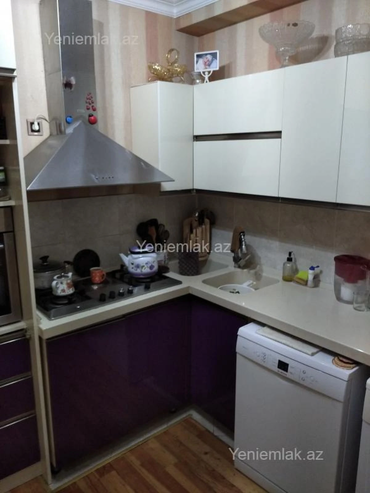 Satılır 3 otaqlı yeni tikili 80 m²