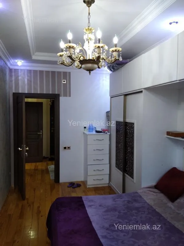 Satılır 3 otaqlı yeni tikili 80 m²