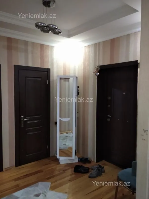 Satılır 3 otaqlı yeni tikili 80 m²