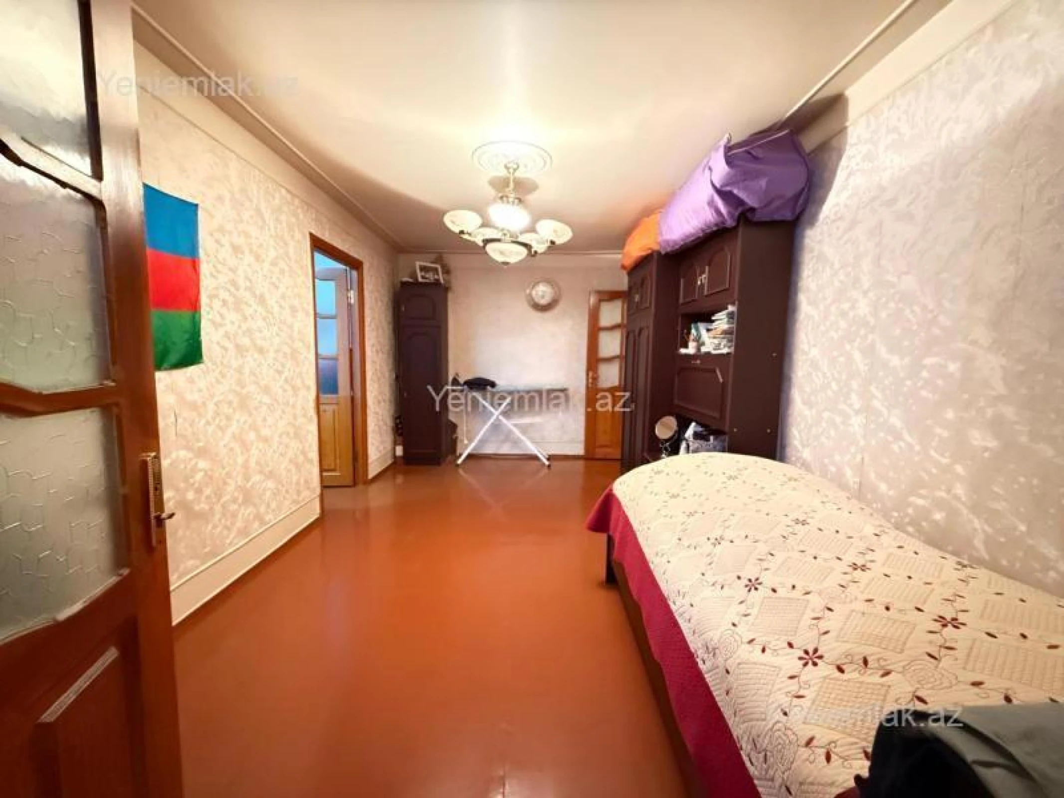 Satılır 3 otaqlı köhnə tikili 70 m²