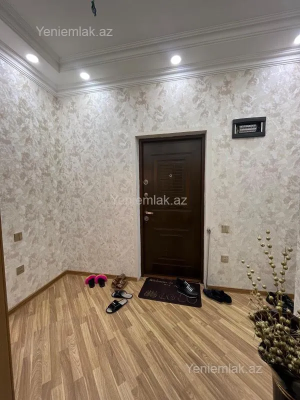 Satılır 3 otaqlı yeni tikili 69 m²