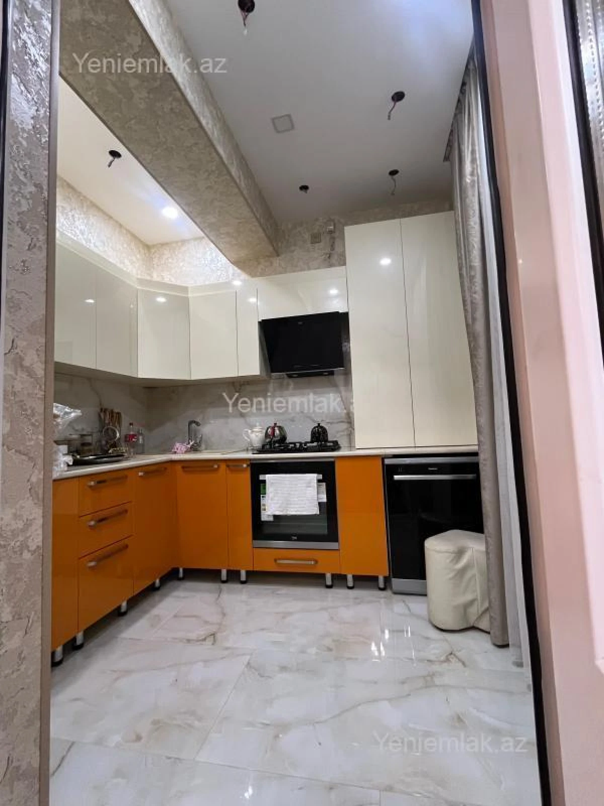 Satılır 3 otaqlı yeni tikili 69 m²