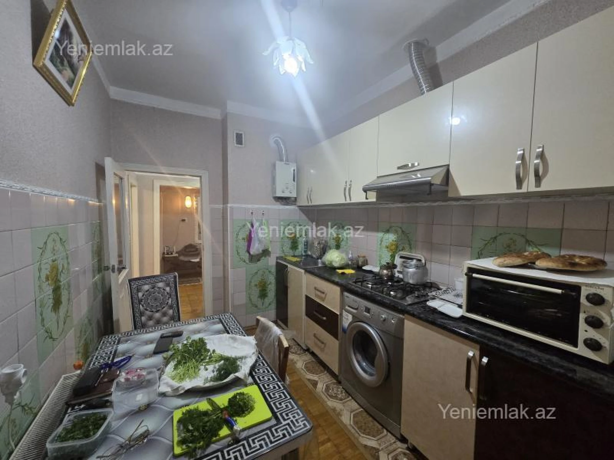 Satılır 4 otaqlı köhnə tikili 88 m²