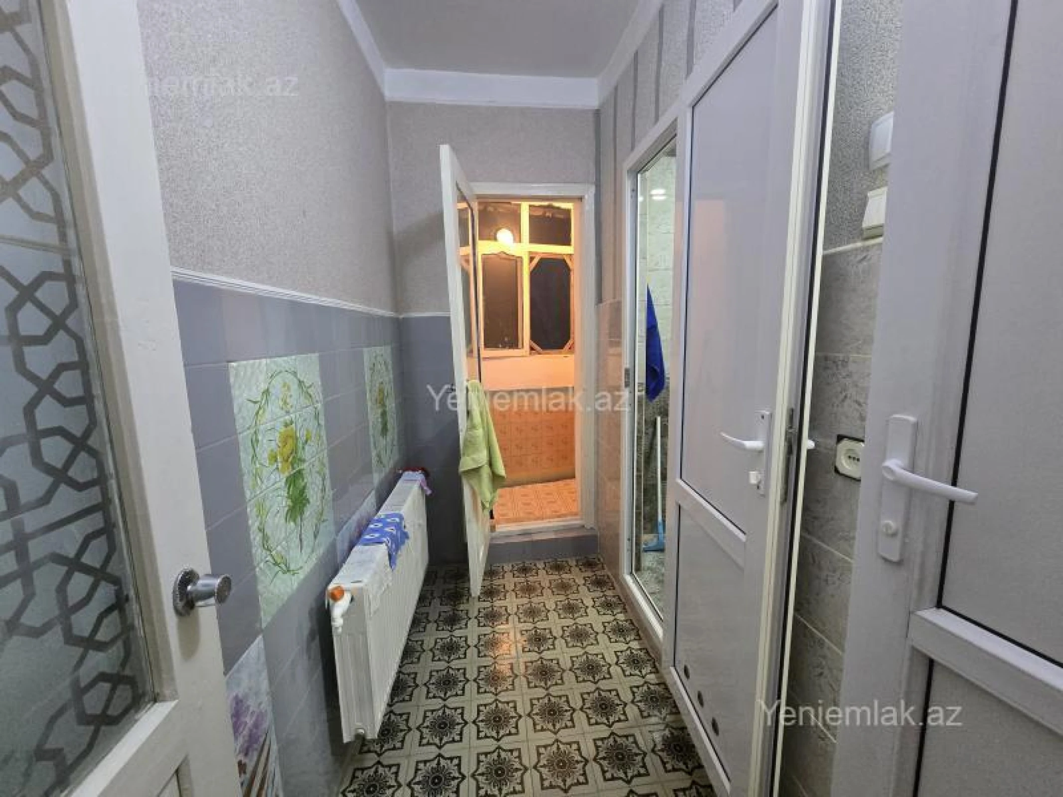 Satılır 4 otaqlı köhnə tikili 88 m²