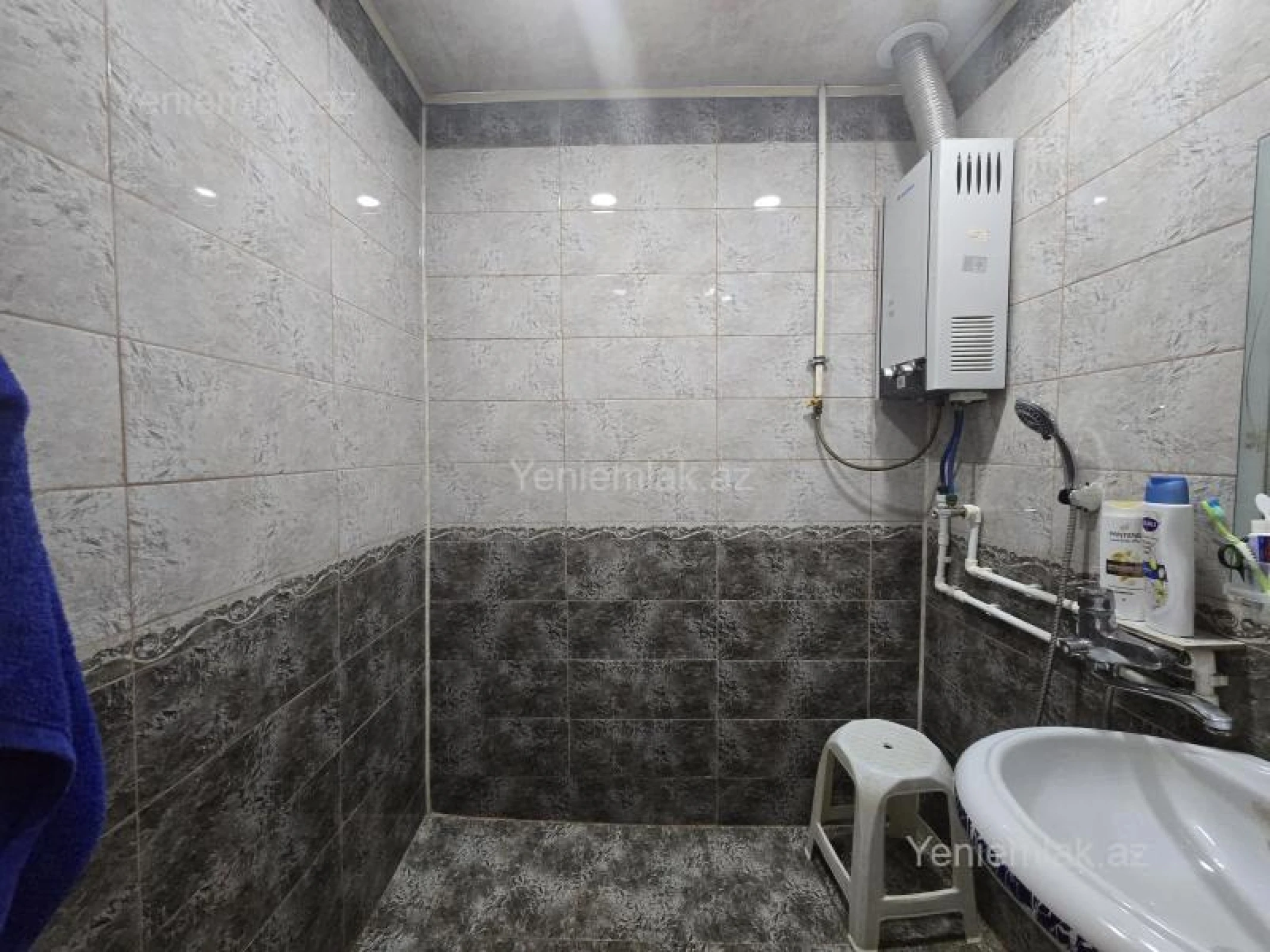 Satılır 4 otaqlı köhnə tikili 88 m²