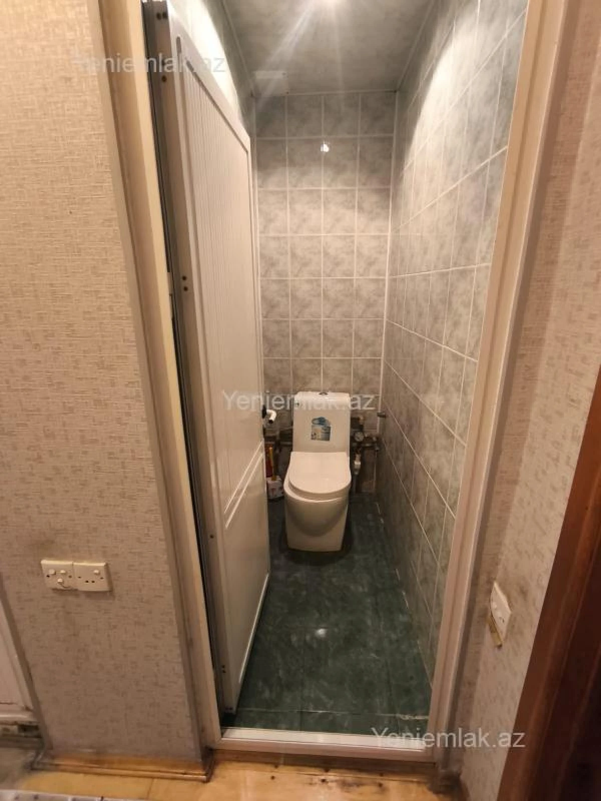 Satılır 3 otaqlı köhnə tikili 80 m²