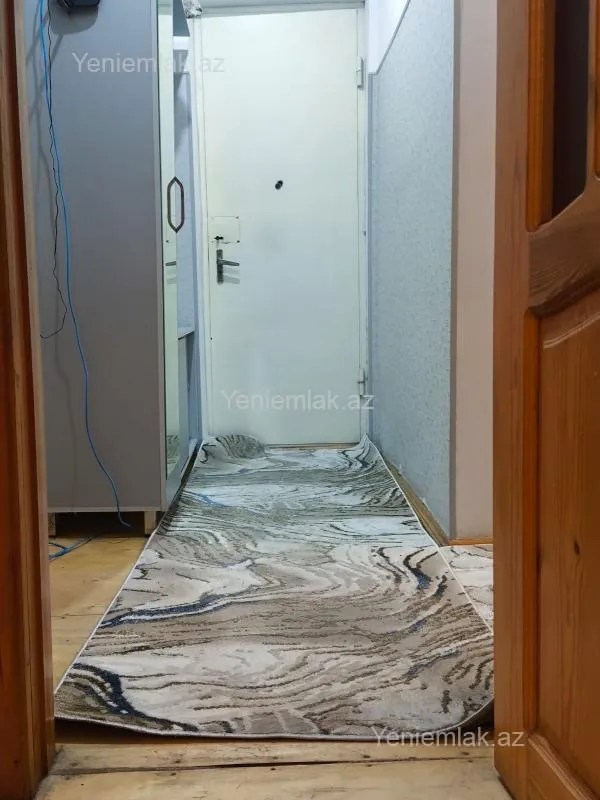 Satılır 3 otaqlı köhnə tikili 80 m²