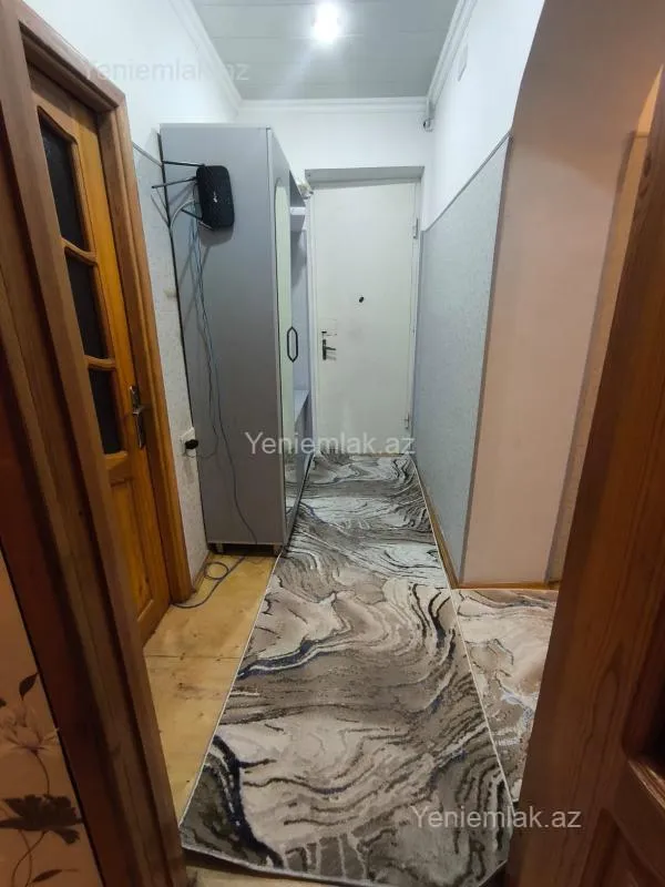 Satılır 3 otaqlı köhnə tikili 80 m²