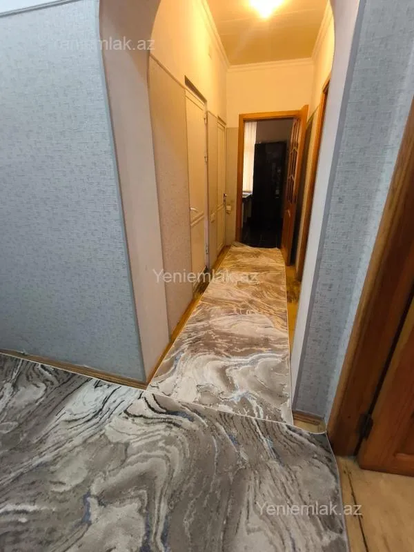 Satılır 3 otaqlı köhnə tikili 80 m²