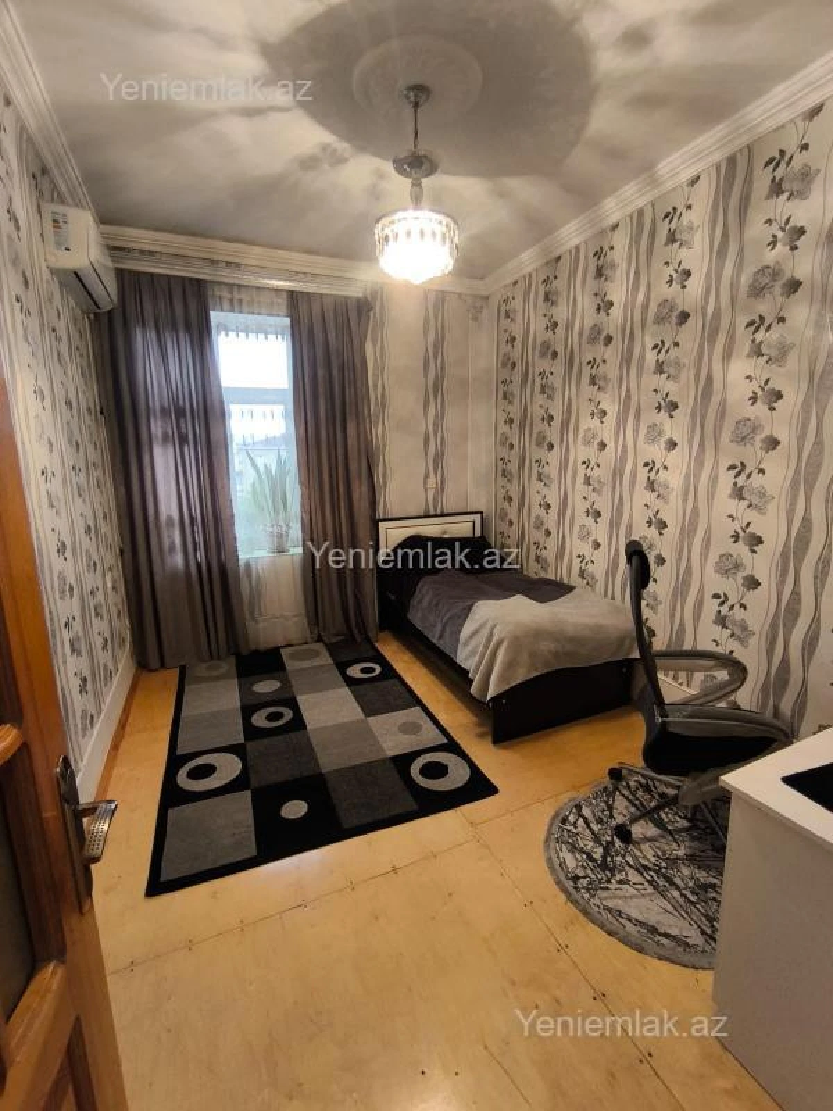Satılır 3 otaqlı köhnə tikili 80 m²