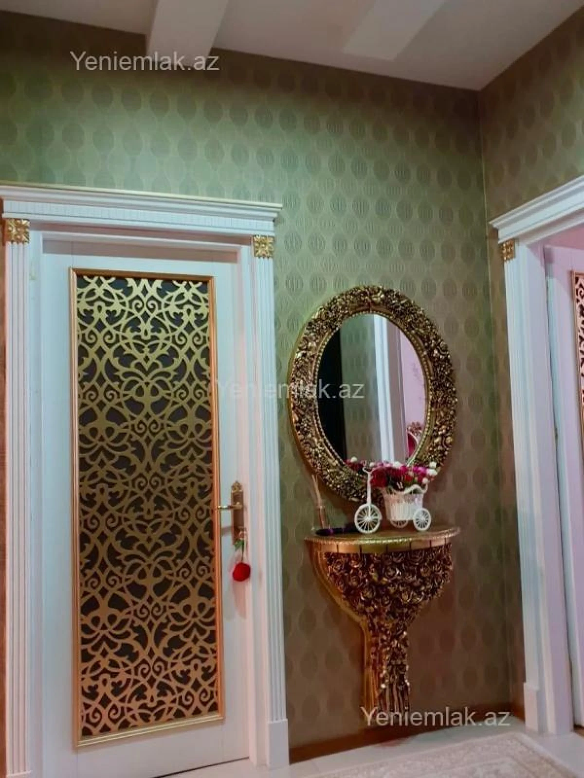 Satılır 3 otaqlı köhnə tikili 115 m²