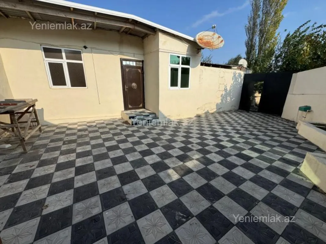 Satılır 3 otaqlı həyət evi 90 m²