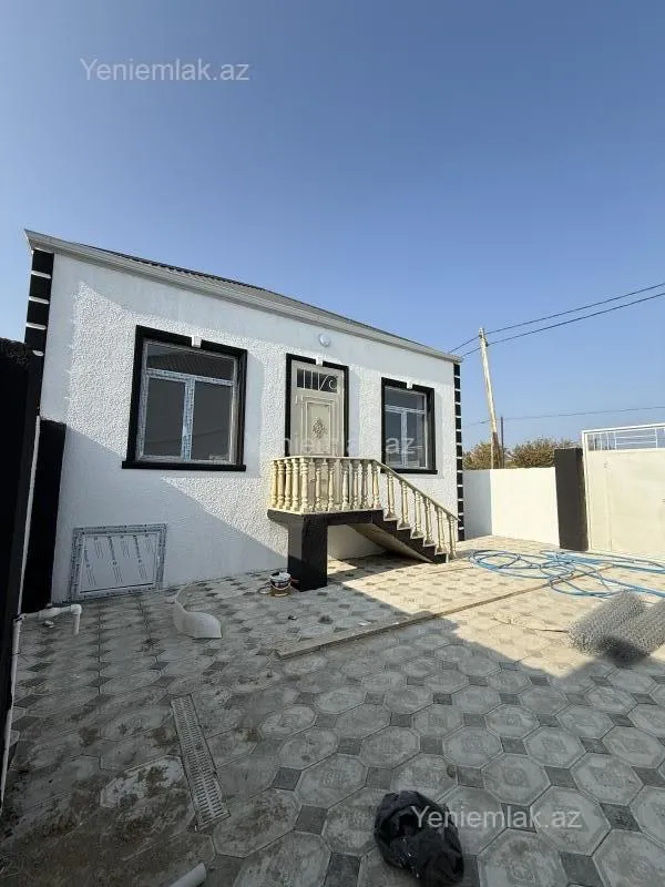 Satılır 3 otaqlı həyət evi 70 m²
