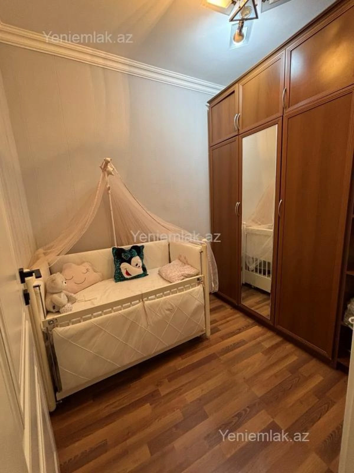 Satılır 2 otaqlı köhnə tikili 70 m²
