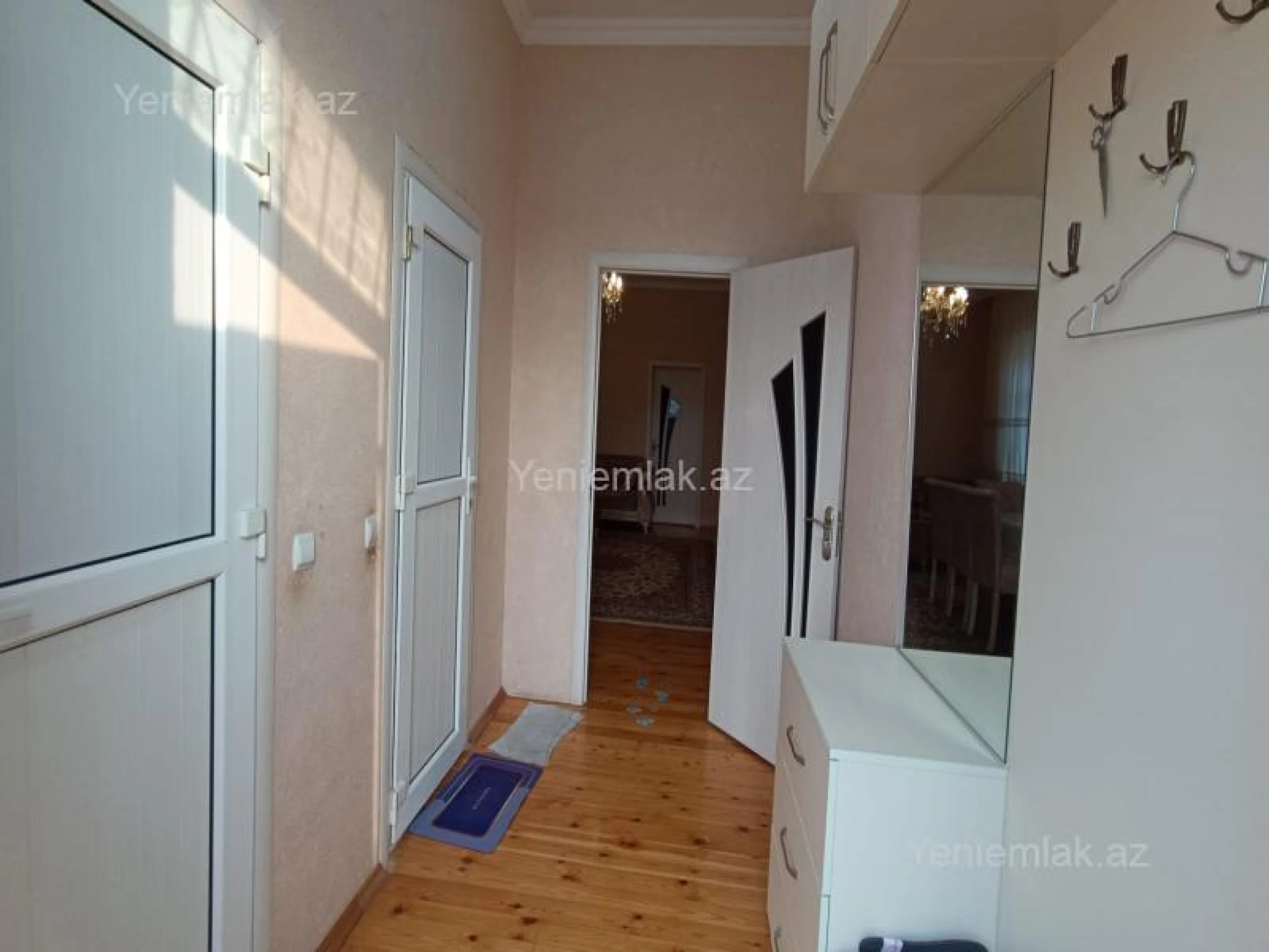 Satılır 4 otaqlı həyət evi 100 m²