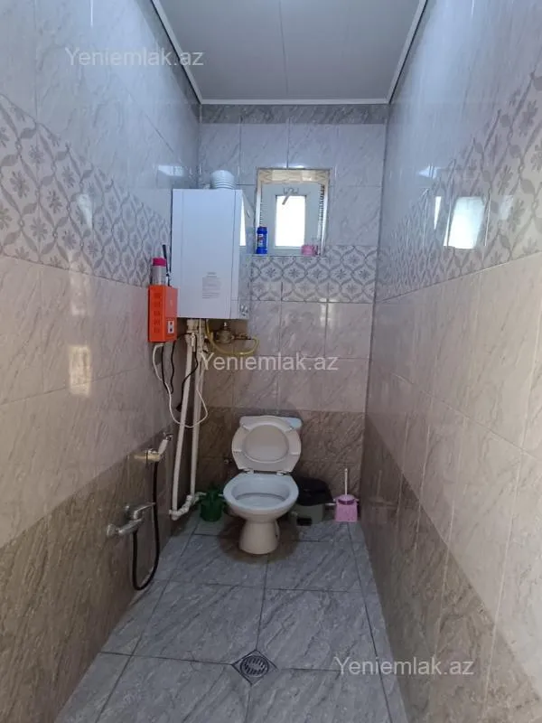 Satılır 4 otaqlı həyət evi 100 m²