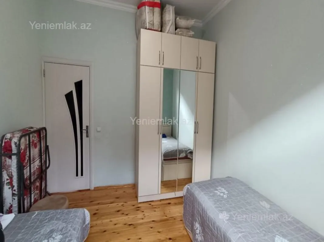Satılır 4 otaqlı həyət evi 100 m²