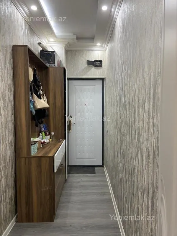 Satılır 2 otaqlı köhnə tikili 40 m²