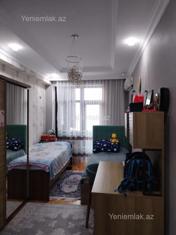 Satılır 3 otaqlı yeni tikili 78 m²