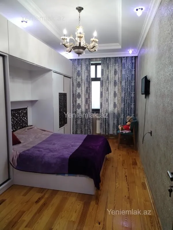 Satılır 3 otaqlı yeni tikili 78 m²