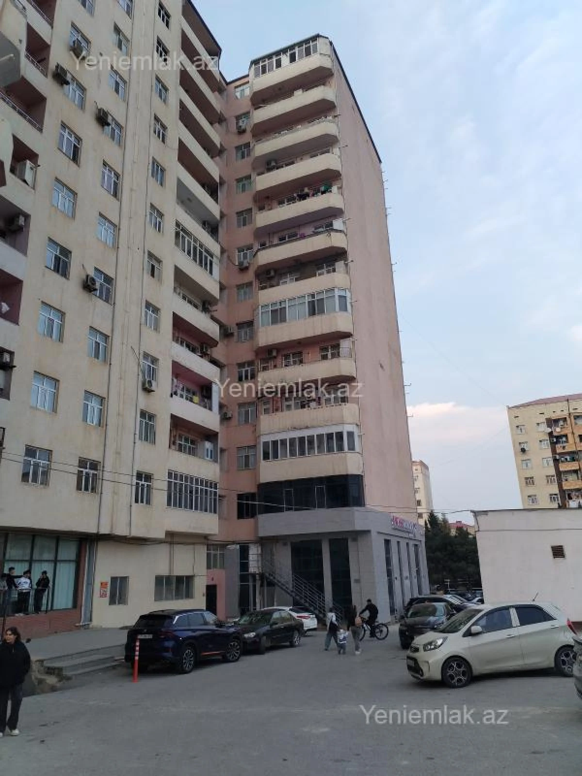 Satılır 3 otaqlı yeni tikili 78 m²