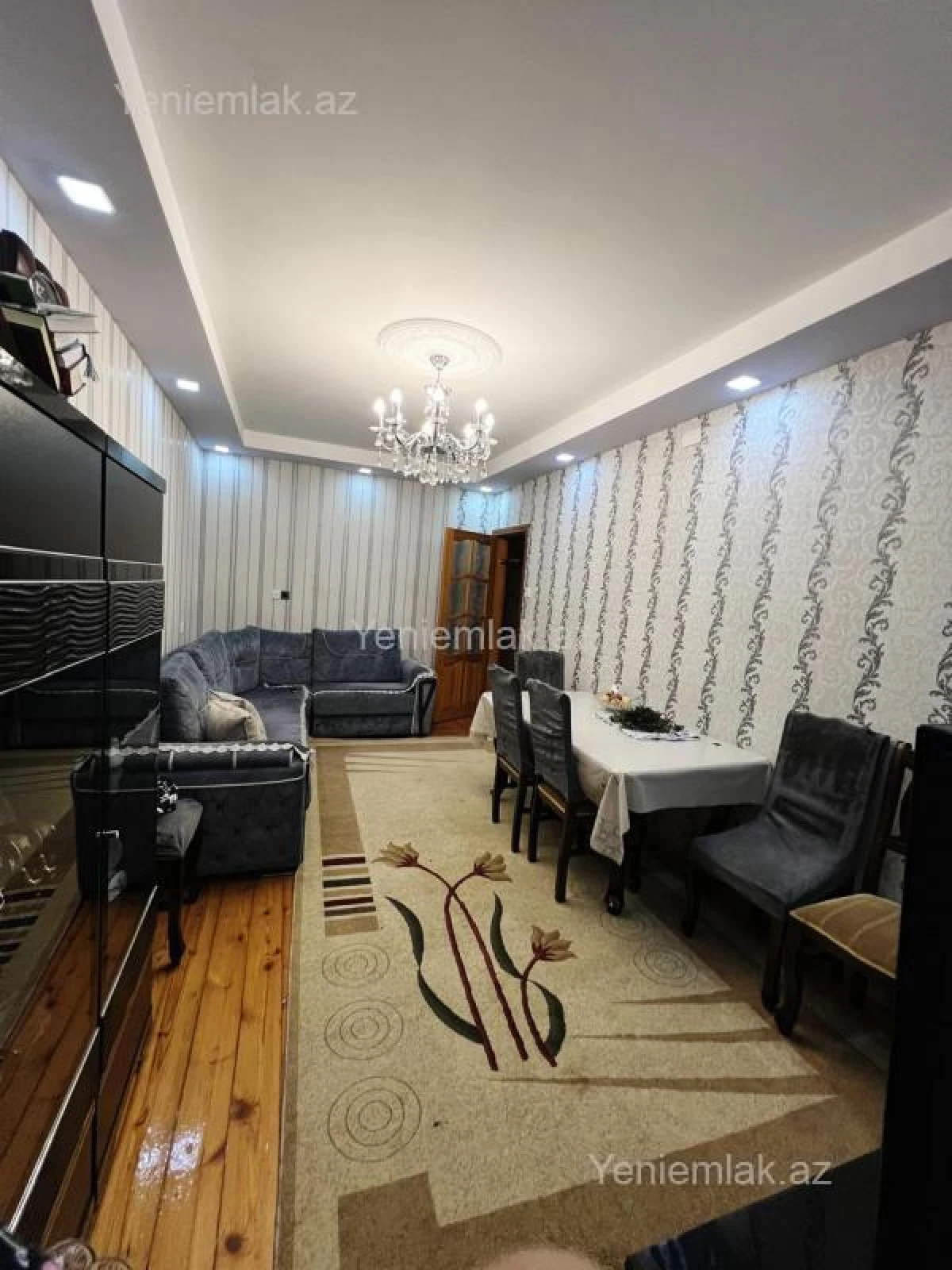 Satılır 4 otaqlı yeni tikili 90 m²