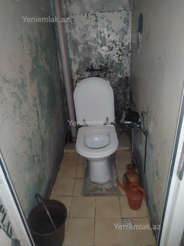 Satılır 3 otaqlı köhnə tikili 68 m²