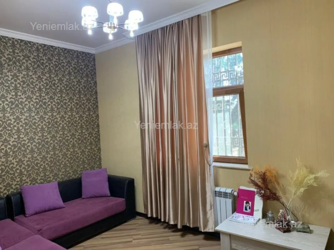 Satılır 4 otaqlı həyət evi 100 m²