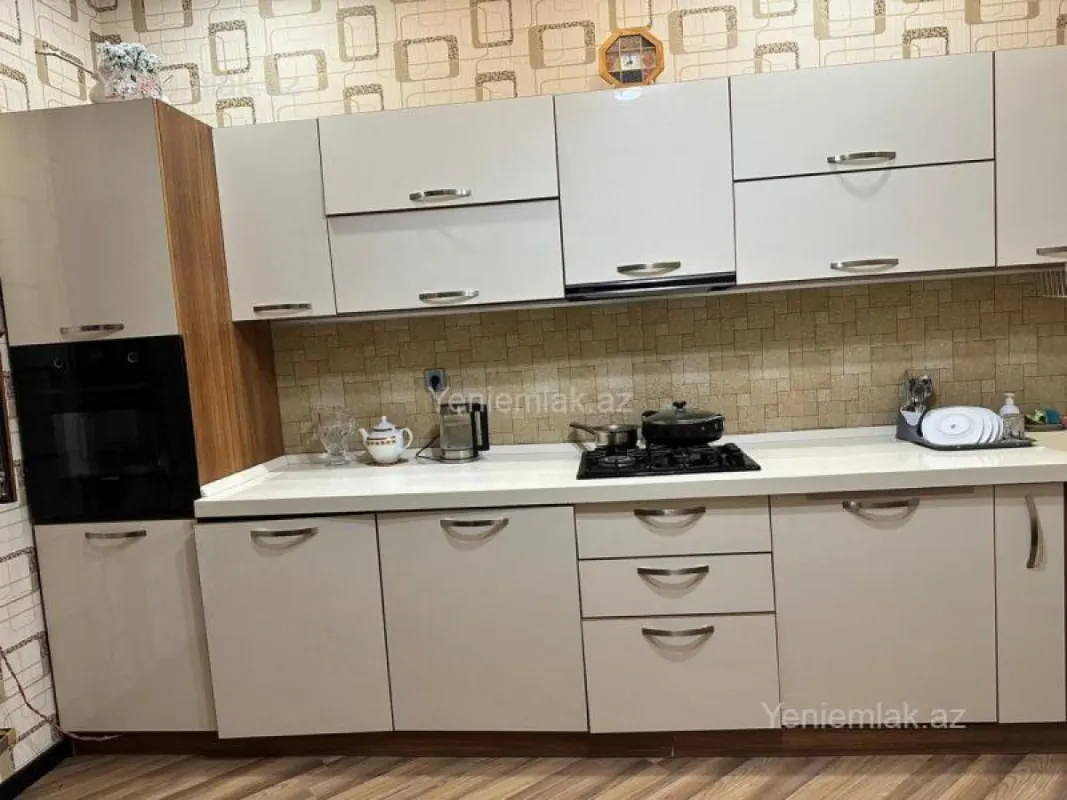 Satılır 4 otaqlı həyət evi 100 m²