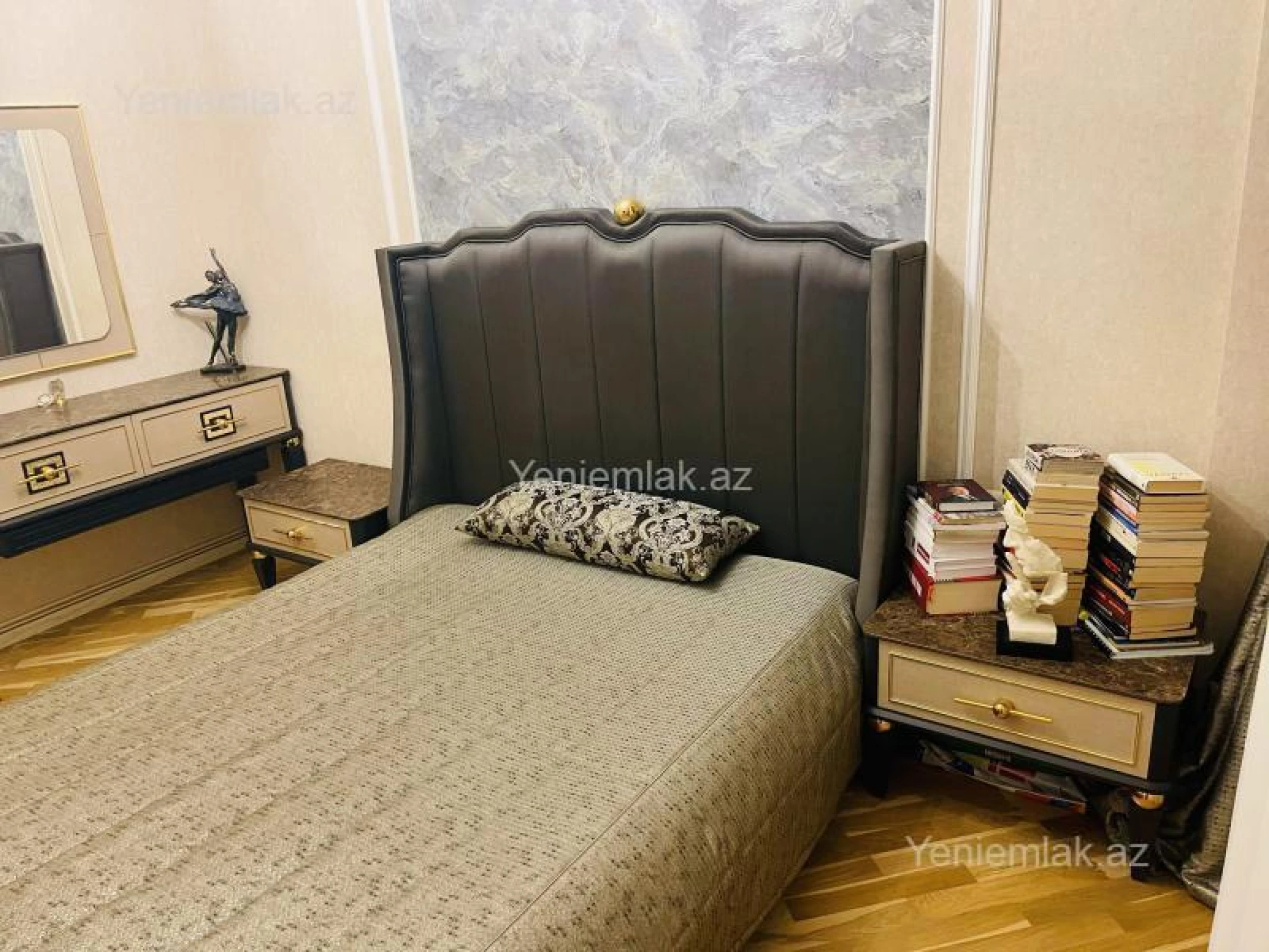 Satılır 4 otaqlı yeni tikili 160 m²