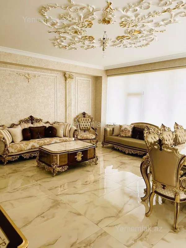 Satılır 4 otaqlı yeni tikili 160 m²