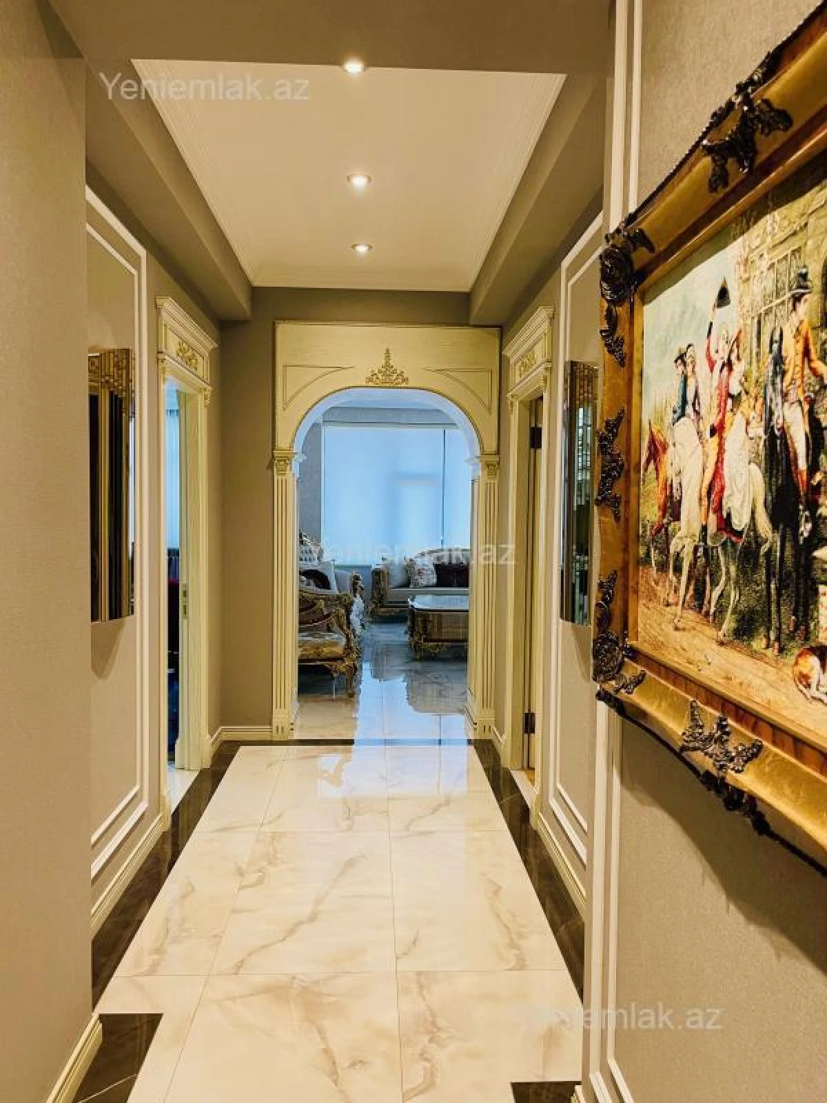 Satılır 4 otaqlı yeni tikili 160 m²