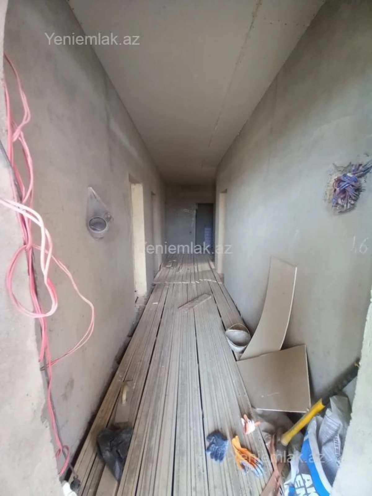 Satılır 4 otaqlı həyət evi 120 m²