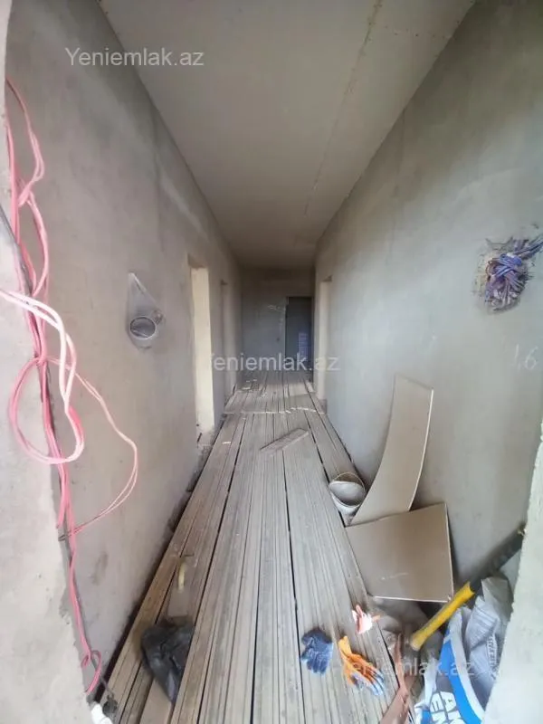 Satılır 4 otaqlı həyət evi 120 m²