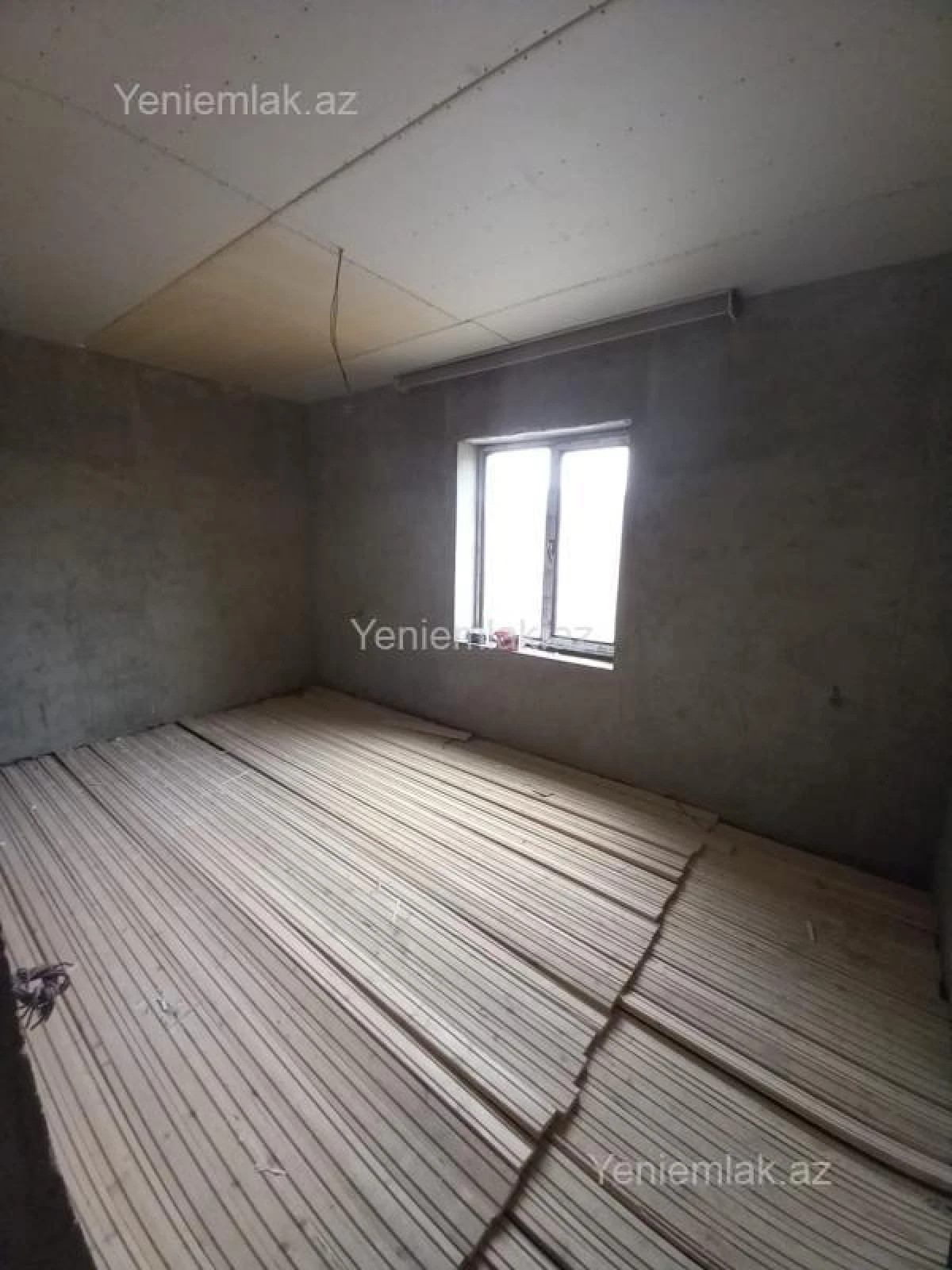 Satılır 4 otaqlı həyət evi 120 m²