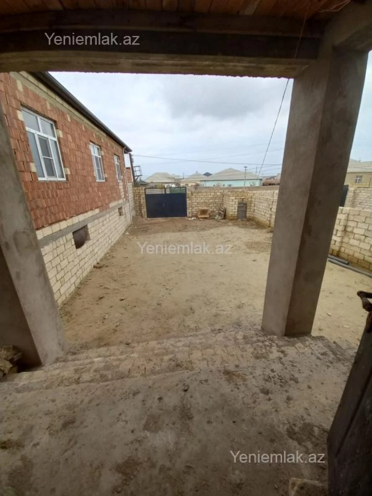 Satılır 4 otaqlı həyət evi 120 m²