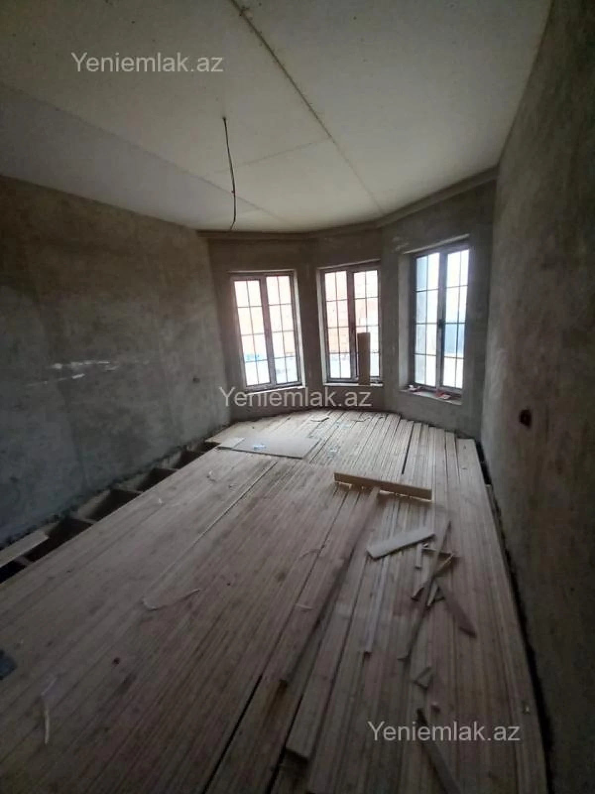 Satılır 4 otaqlı həyət evi 120 m²