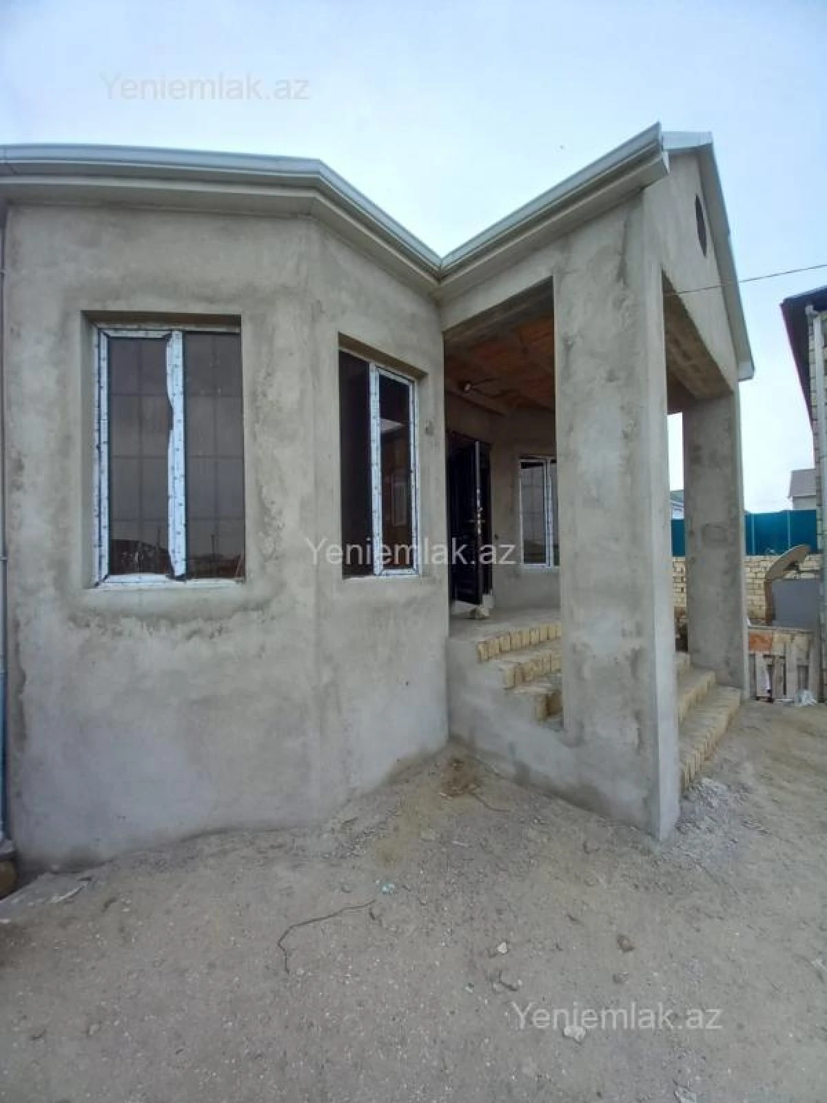 Satılır 4 otaqlı həyət evi 120 m²