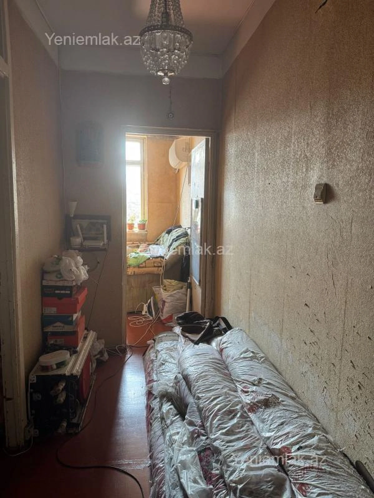 Satılır 2 otaqlı köhnə tikili 63 m²