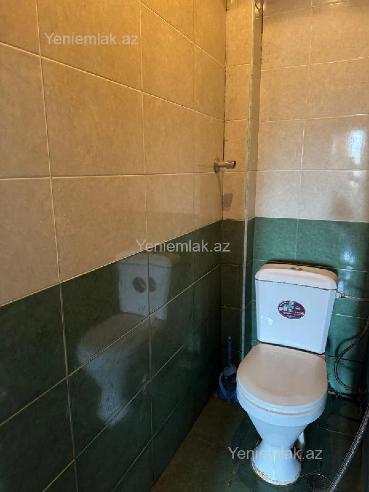 Satılır 2 otaqlı köhnə tikili 63 m²