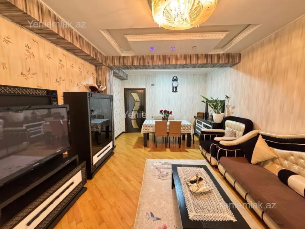 Satılır 3 otaqlı yeni tikili 120 m²